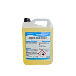 Universāls tīrīšanas līdzeklis dažādām virsmām, fasādēm un bruģakmeņiem RIXCHEM Aqua Cleaner, 5 l